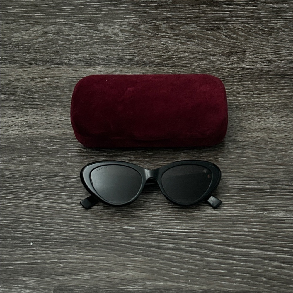 Gucci Cateye Sunglasses - Picture 3 of 9